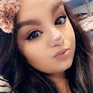 Meet your Posher, Brenda